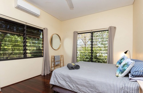 Bilingurr House | Your private oasis awaits you! Resort Pool unique Family Holiday Home