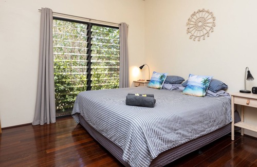Bilingurr House | Your private oasis awaits you! Resort Pool unique Family Holiday Home