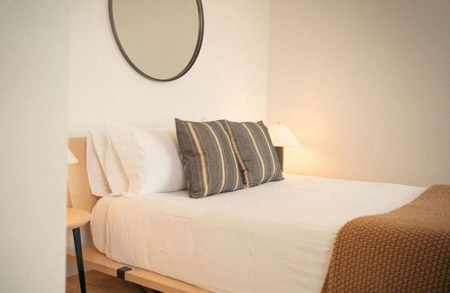 Duluth Apartment | Your private oasis in the heart of Lincoln Park