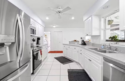White Marsh Villa | Your property to relax - "Oak on the Water", Waterfront, Golf, Fishing, Bike