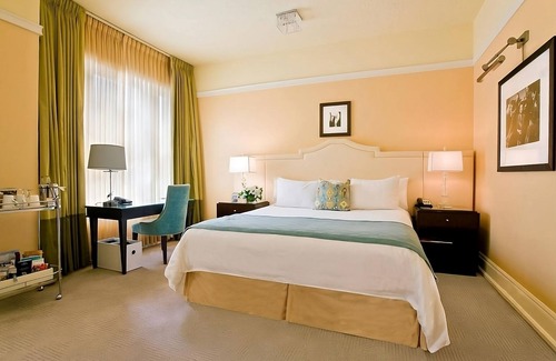 Goose Hollow Hotel | Your Relaxing Getaway Awaits! Vintage Style Hotel Minutes to Portland Art Museum