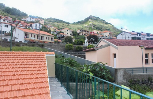 Machico House | Your retreat between turquoise shores and forested paths