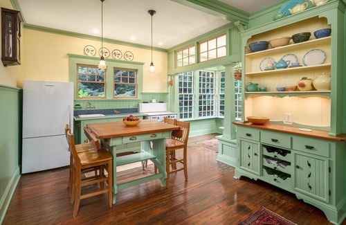 Woodstock Other | Your Safe Haven in the Heart of Metropolitan Portland