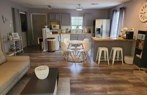 Tallassee Cottage | Your Smoky Mountain Cottage Home