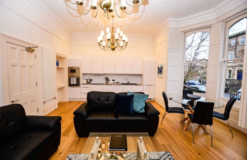 Clifton Apartment | Your Stay Bristol Beaufort House