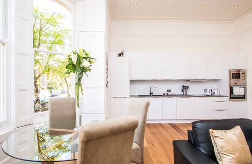 Clifton Apartment | Your Stay Bristol Beaufort House