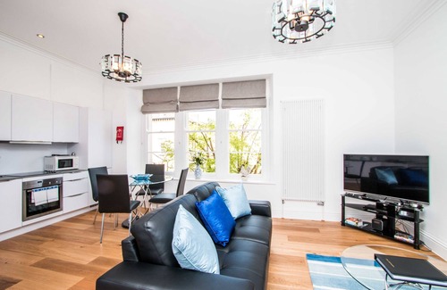 Clifton Apartment | Your Stay Bristol Beaufort House