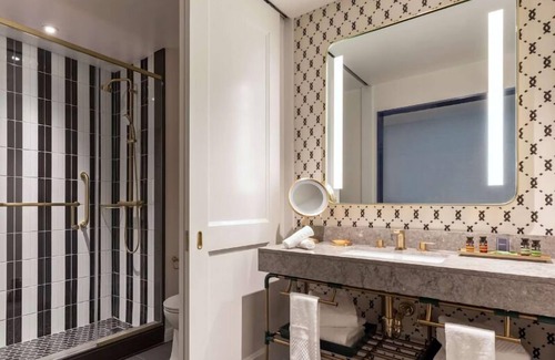 Center City Hotel | Your Stylish Downtown Getaway! Onsite Parking, Pet-friendly Property!