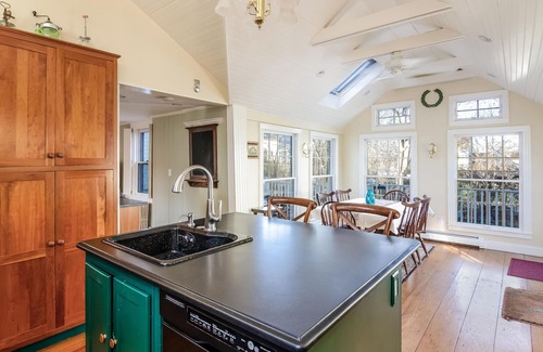 Barnstable House | Your Summer Retreat Awaits You in Charming Barnstable Village: 3310-Ba