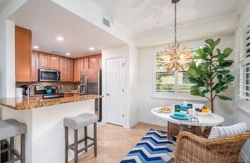 Naples House | Your Sunshine Getaway: Spacious Coach Home in a SW Florida Resort Oasis