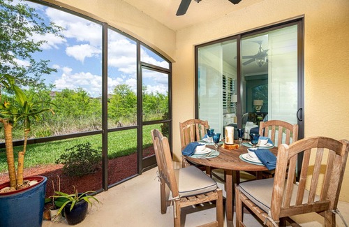 Naples House | Your Sunshine Getaway: Spacious Coach Home in a SW Florida Resort Oasis