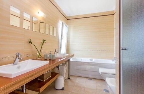 Burgau Villa | Your Villa Algarve Private pool 5 min walk to beach