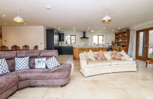 Penmon Cottage | Yr Hen Dairy