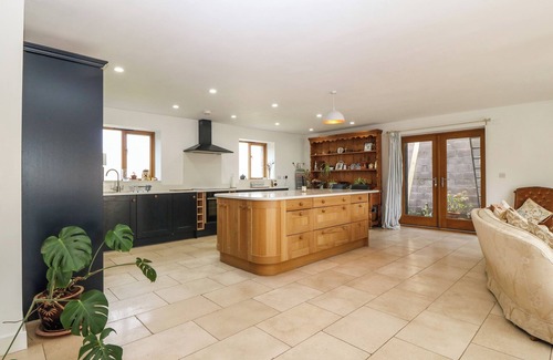 Penmon Cottage | Yr Hen Dairy