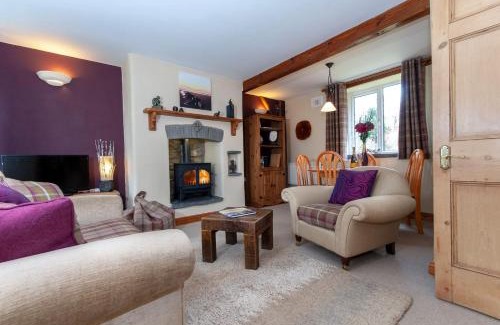 Castlemorris House | Yr Hen Felin