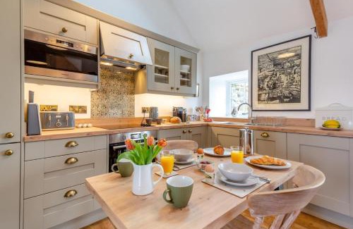 Garn Fadryn House | Yr Hen Ysgubor