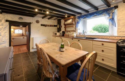 Garn Fadryn House | Ysgubor Bach