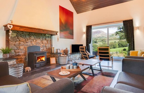 Ffestiniog House | Ysgubor Cae'r Blaidd (The Haybarn)