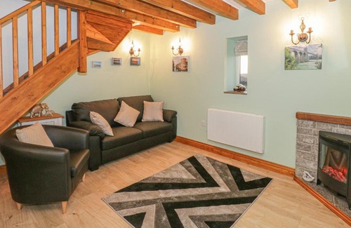 Llanddona House | Ysgubor Ddegwm Bach