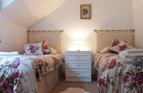 Llanelltyd House | Ysgubor Illtyd