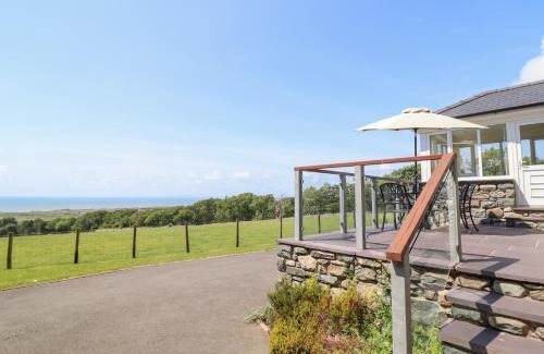 Talybont House | Ysgubor Newydd Parc Isaf
