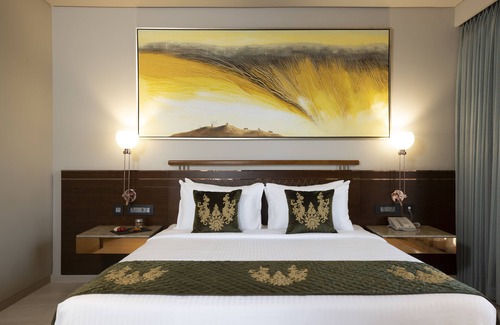 Candolim Hotel | YU Hotel Candolim