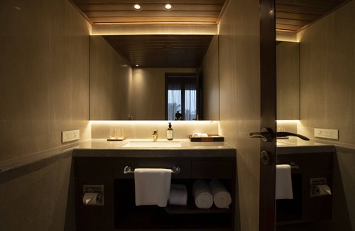Candolim Hotel | YU Hotel Candolim