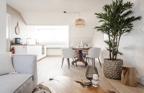Zandvoort Apartment | Yucca Beachhouse - Luxury Loft Apartment