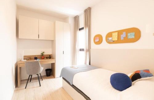 Sabadell Apartment | Yugo Llac Sabadell