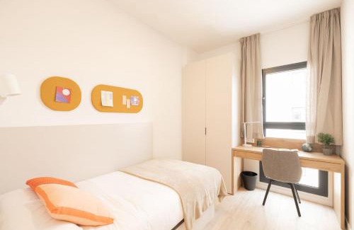 Sabadell Apartment | Yugo Llac Sabadell