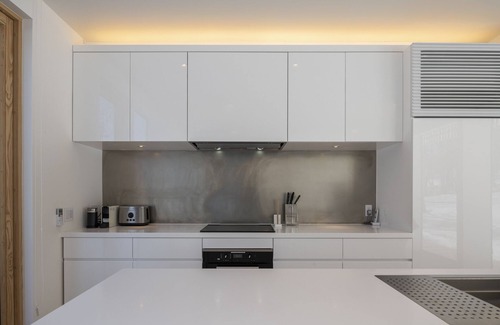 Niseko House | Yukihyo by H2 Life
