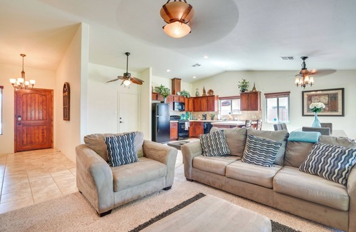 Yuma House | Yuma Family Home w/Covered Patio + Grill!