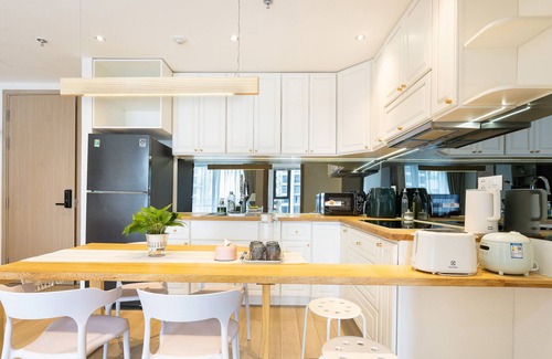 District 9 Apartment | Yumy Homestay Grand Park City