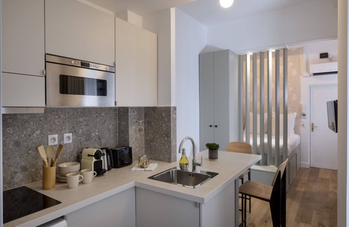 Quartier Saint-Georges Apartment | Yuna Blanche - Serviced Apartments