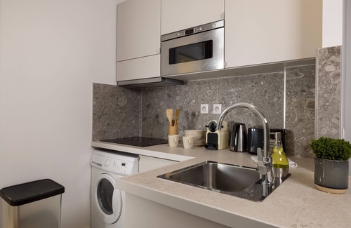 Quartier Saint-Georges Apartment | Yuna Blanche - Serviced Apartments