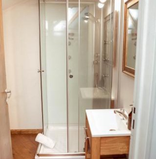 Garupa Other | Yurtas Ivirareta Glamping