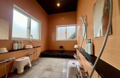 Yuzawa-machi Bed & Breakfast | Yuzawa house