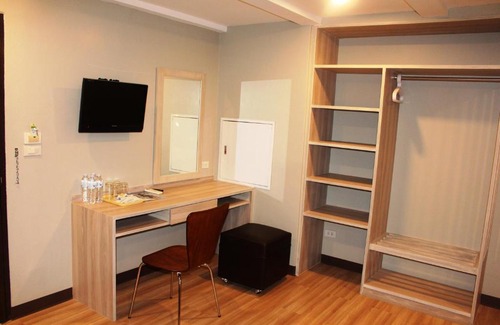 Thung Maha Mek Hotel | YWCA Hotel Bangkok