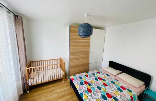 Bourg-la-Reine Villa | Z&L Villa Jardin - 2 Chambres 3 Lits - Maison familiale