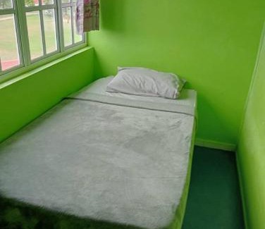 Lubok Buaya Hotel | Zackry Guesthouse