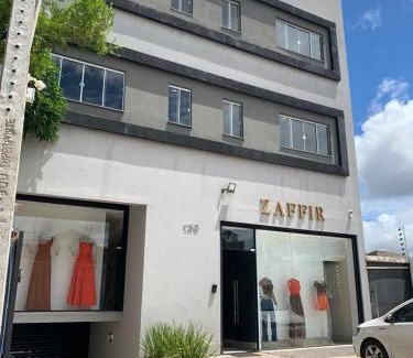 Dom Aquino Apartment | Zaffir Apartamento