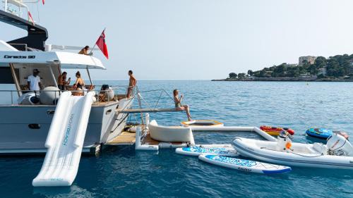Palais des Festivals - Old Port Boat Rental | Zaffiro Yacht - Festival de la plaisance Cannes 2024