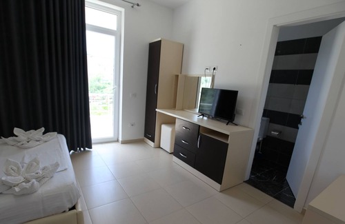 Himare Bed & Breakfast | Zahos Hotel