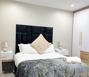 Secunda House | Zaidi Luxury Home