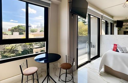 Sao Paulo Apartment | Zainalofts7 Vila Madalena -AC e 500m metrô 2002 EC