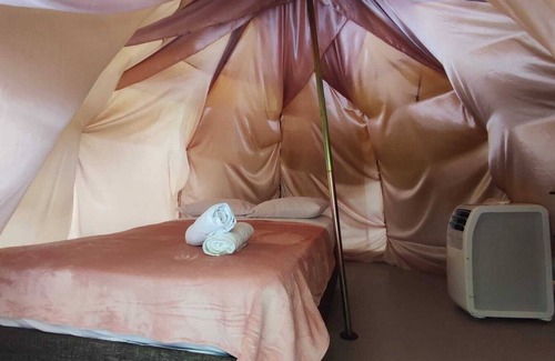 Palomino Cabin | Zakua Glamping