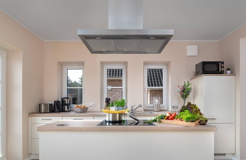 Osterhever House | Zanzibar - close to the North Sea, terrace, luxurious, sauna, whirlpool tub