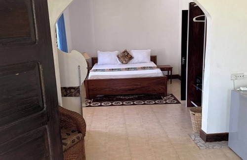 Bwejuu Beach Hotel | zanzinite beach spa hotel