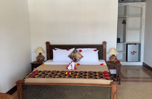 Bwejuu Beach Hotel | zanzinite beach spa hotel