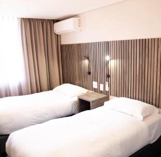 Doonside Hotel | Zar Hotel